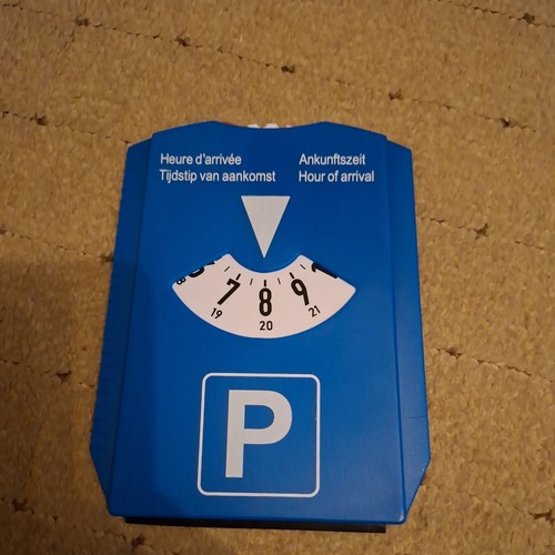 Parkscheibe aus plastik mit - parkscheibe,